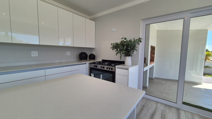 3 Bedroom Property for Sale in Country Club Western Cape